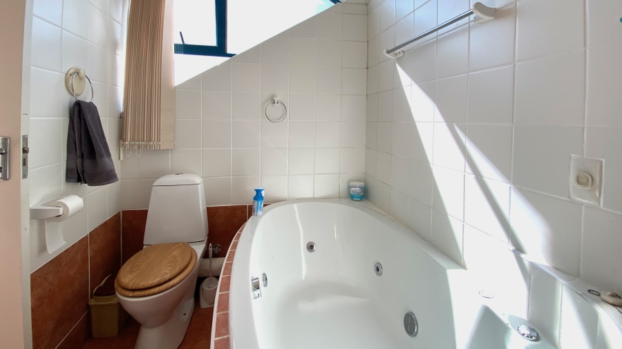 3 Bedroom Property for Sale in Dwarskersbos Western Cape
